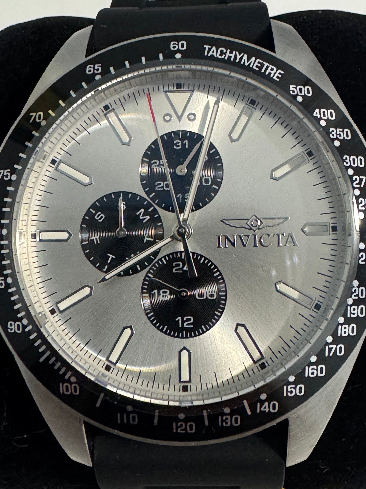 Invicta Aviator