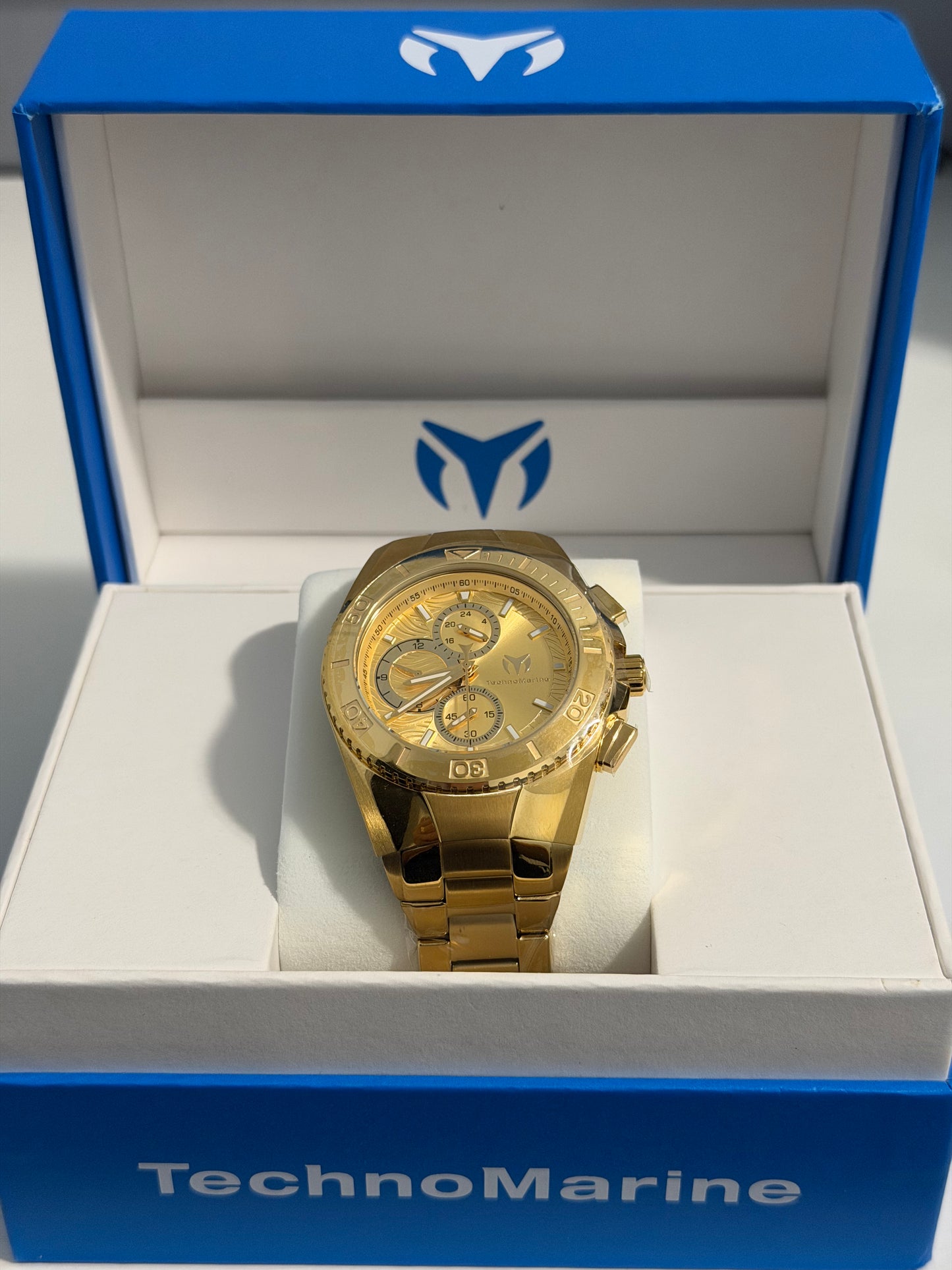 TechnoMarine Manta Ocean Suizo 45mm