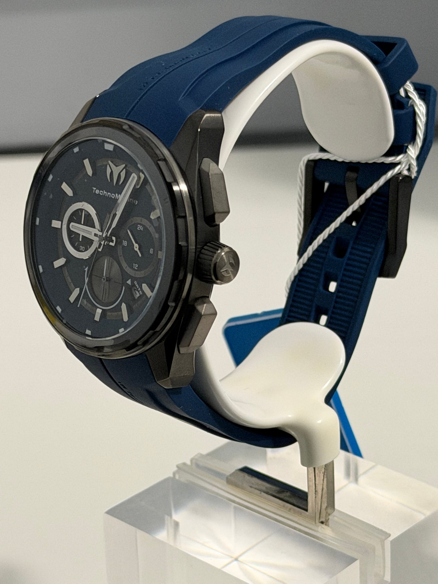 TechnoMarine Ocean Nomad 43mm