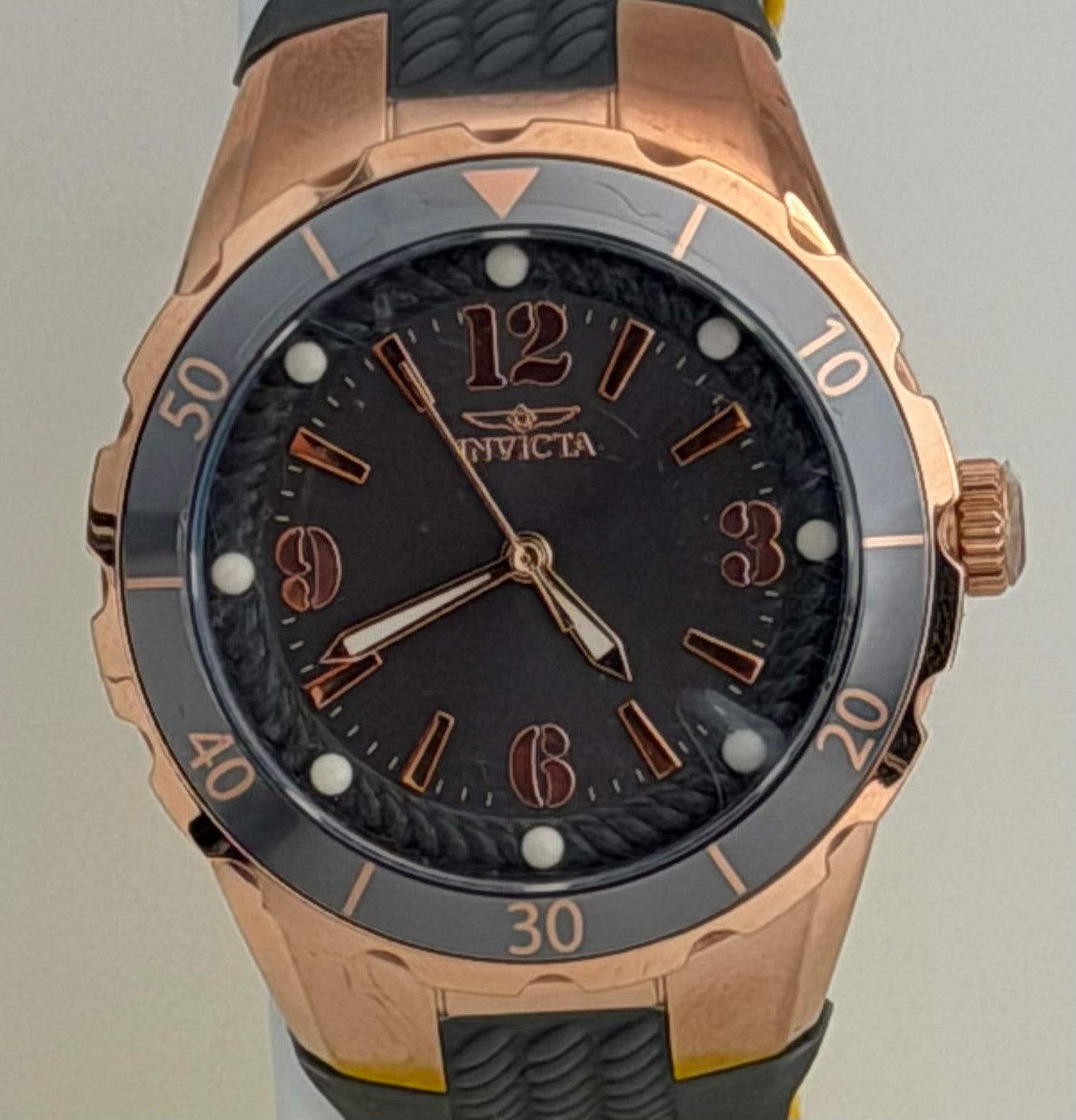 Invicta Angel Halo
Women's Watch - 38mm