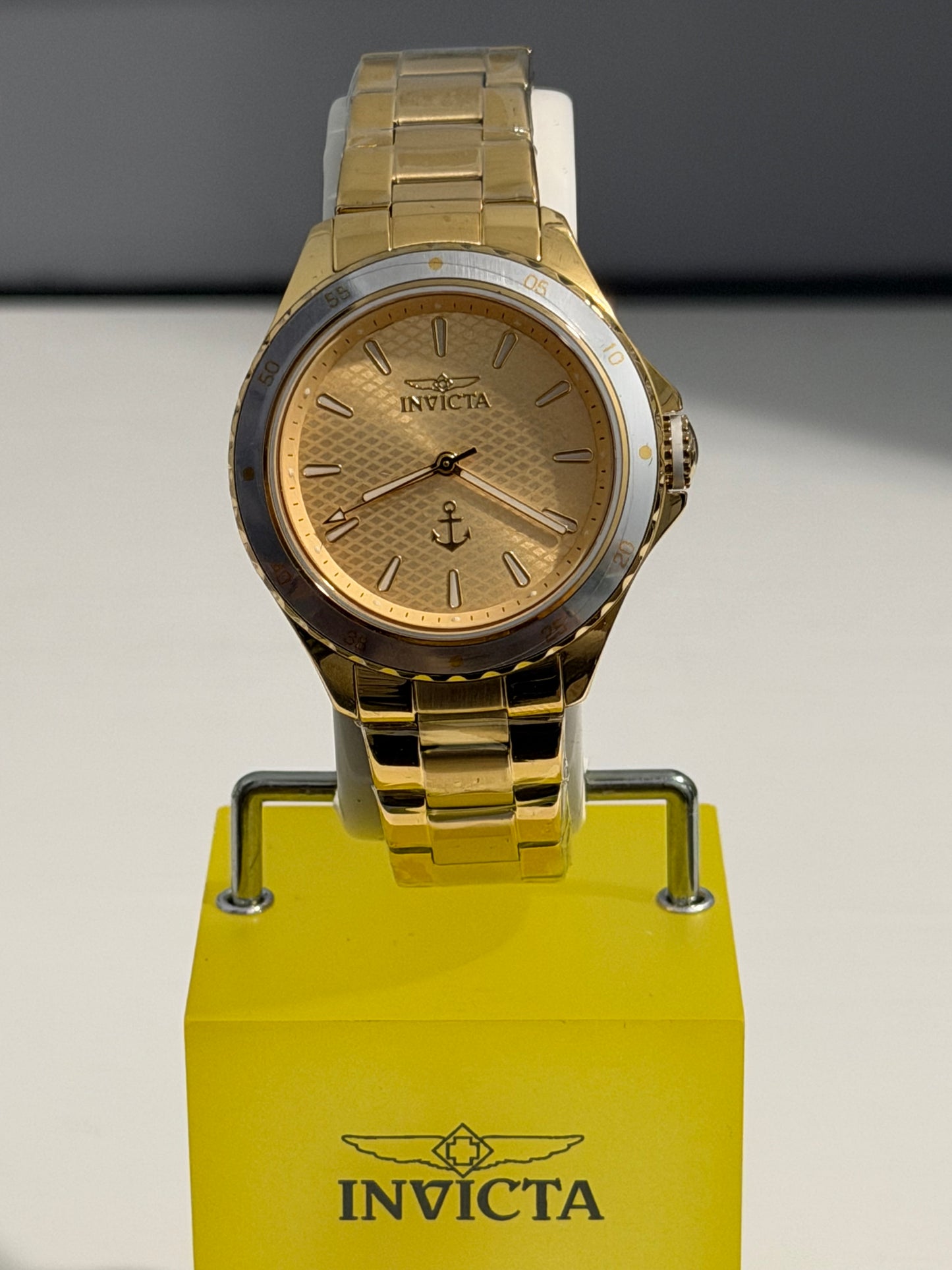 Invicta Ocean Voyage Lady – 38mm