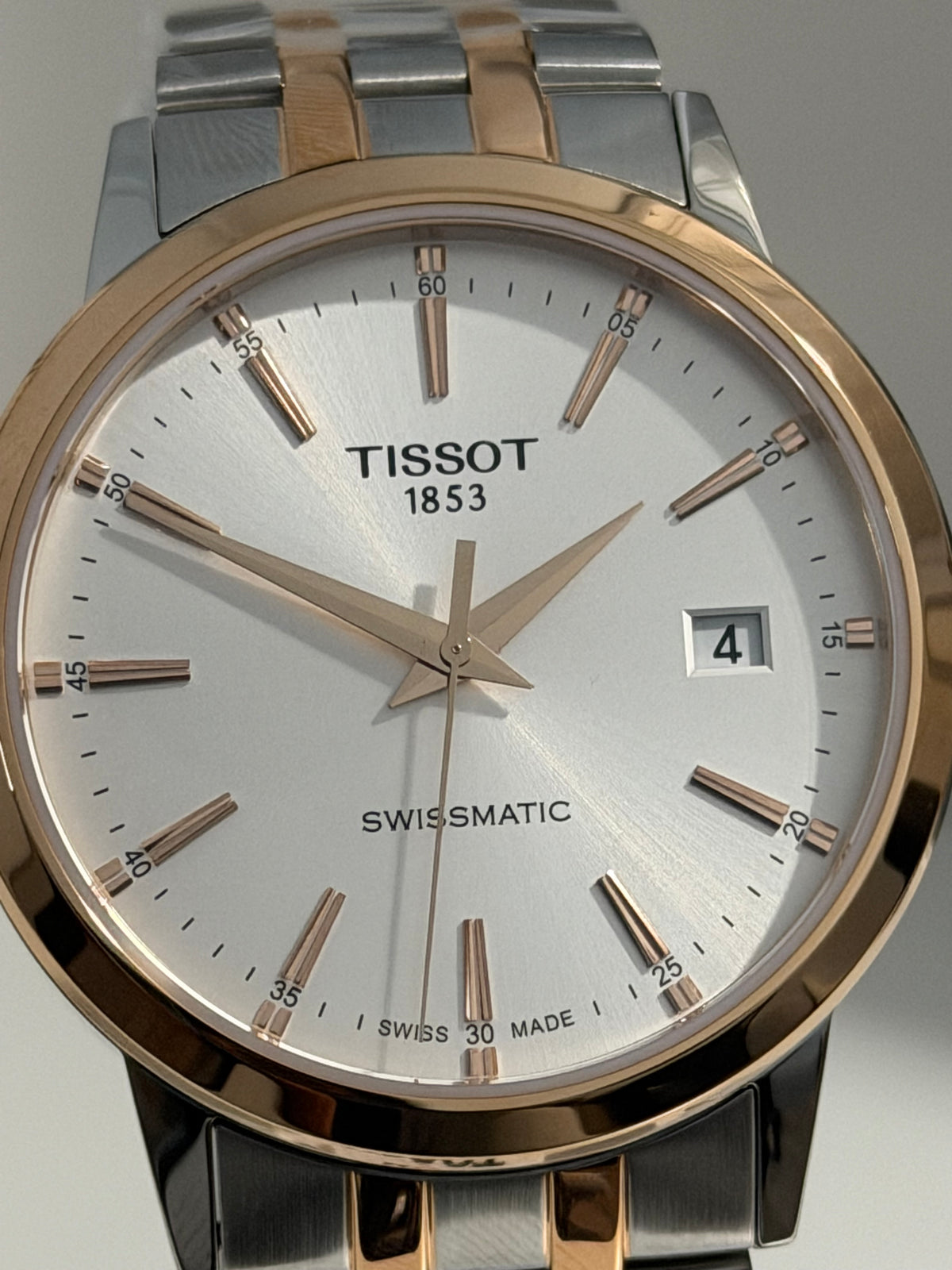Reloj Tissot Classic Dream Swissmatic 42mm