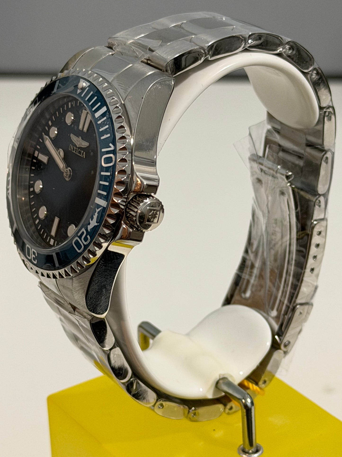 Invicta Pro Diver