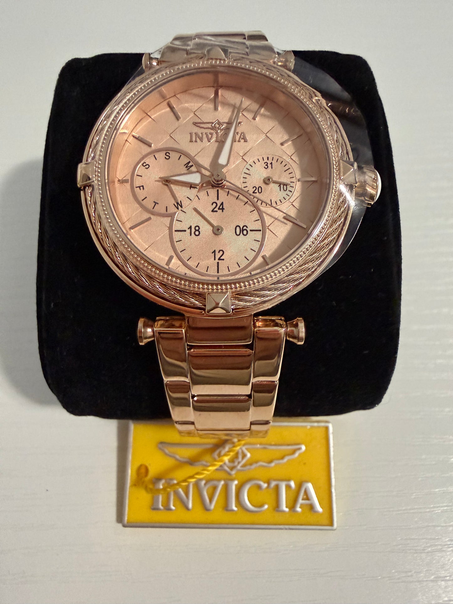 Invicta Bolt Lady