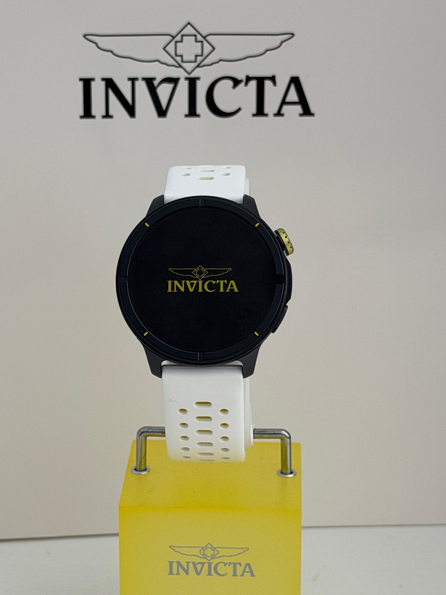 Invicta i-Tech 008
