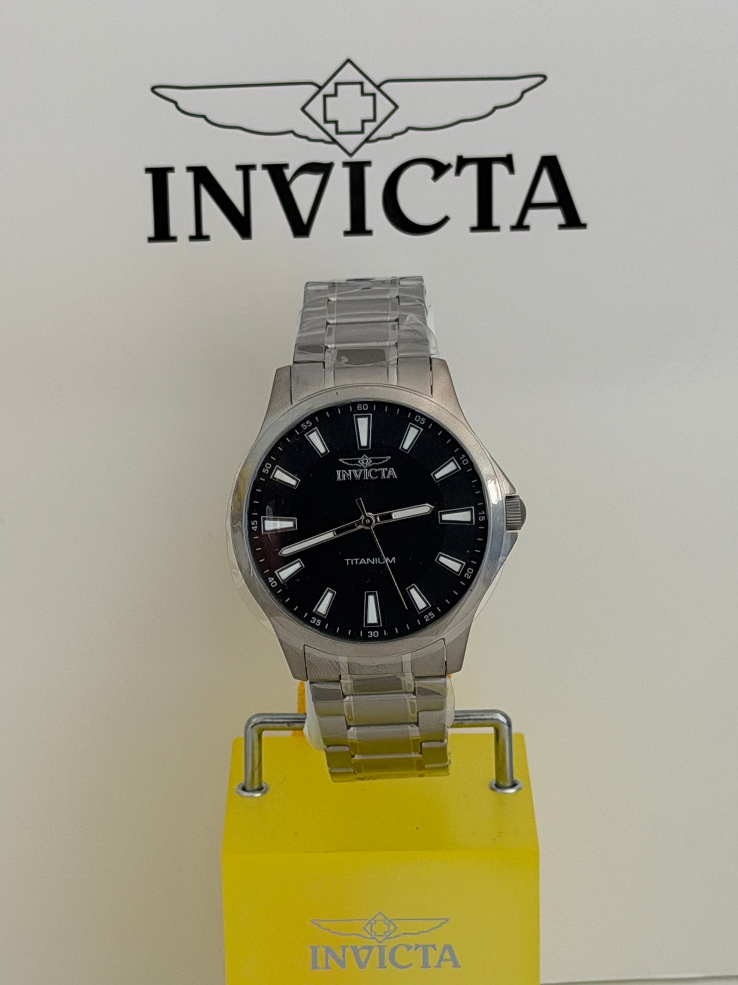 Invicta TI-22 Solid
Titanium Men's Watch - 43mm