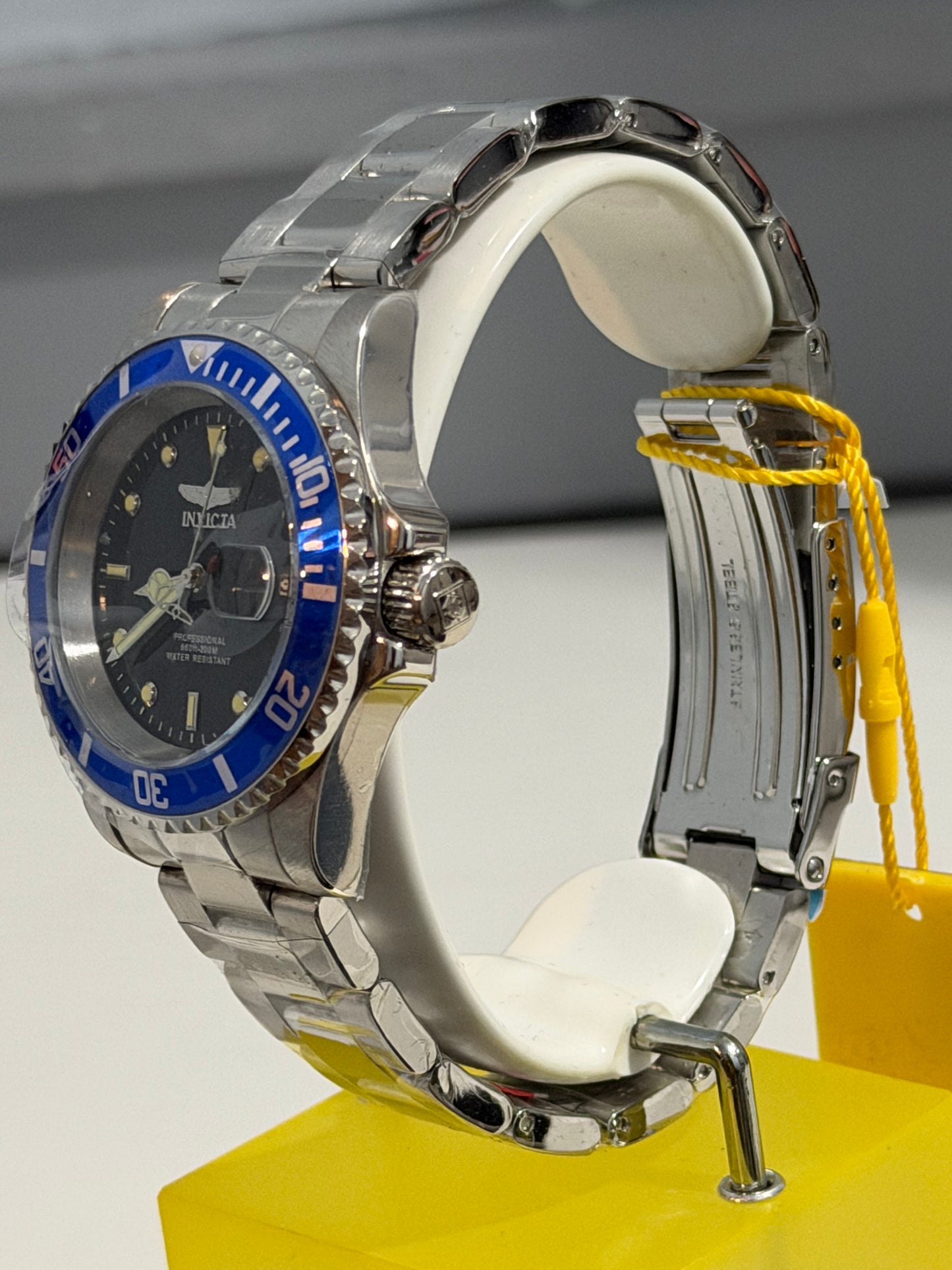 Invicta Pro Diver